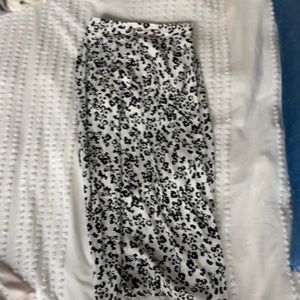 Black and white patterned maxi skirt